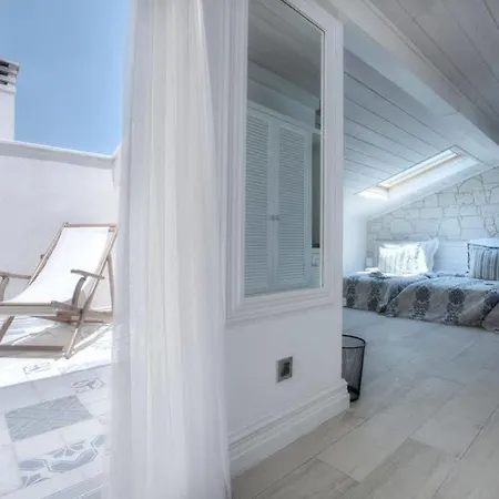 Cella & Ephesus Hotel