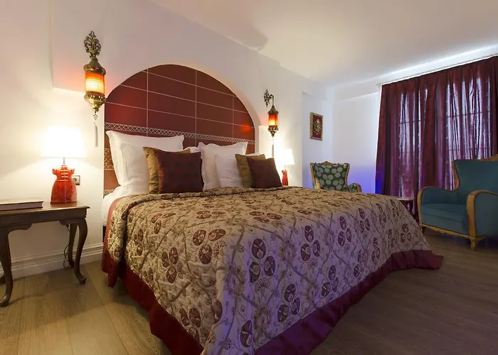 Cella & Ephesus Hotel